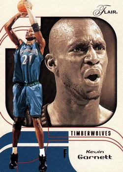 2002-03 Flair #21 Kevin Garnett Front