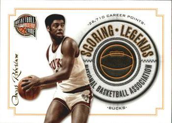 2010 Panini Hall of Fame - Scoring Legends #5 Oscar Robertson Front