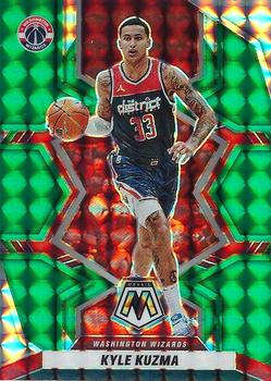 2021-22 Panini Mosaic - Green #68 Kyle Kuzma Front