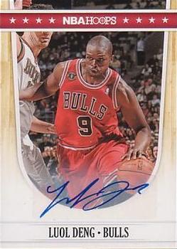 2011-12 Hoops - Autographs #25 Luol Deng Front