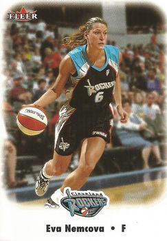 2001 Fleer Hershey WNBA #15 Eva Nemcova Front