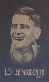 1930-31 Australian Licorice Australian Cricketers #NNO Chuck Fleetwood-Smith Front