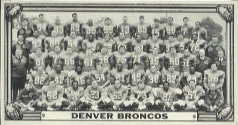 1968 Topps Test Team Patches - Team Photos #10 Denver Broncos Front