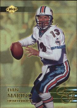 2000 Collector's Edge EG #112 Dan Marino Front