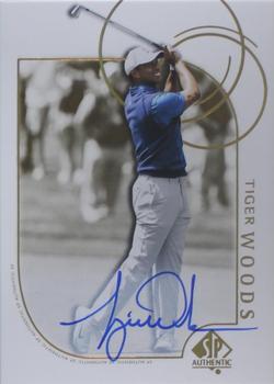 2021 SP Authentic - 2001 Retro Tribute Autographs #01-TW Tiger Woods Front