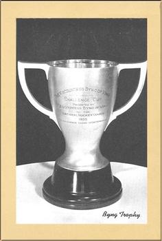 1934-43 Bee Hive Hockey Photos (Group 1) #NNO Lady Byng Trophy Front