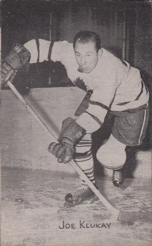 1948-52 Exhibits Canadian #NNO Joe Klukay Front