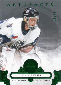 2017-18 Upper Deck Artifacts - Emerald #156 Dominik Hasek Front