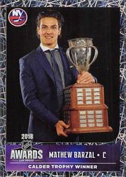 2018-19 Panini Stickers #8 Mathew Barzal Front