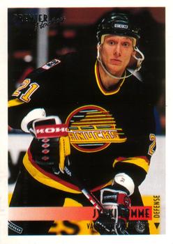 1994-95 O-Pee-Chee Premier #442 Jyrki Lumme Front