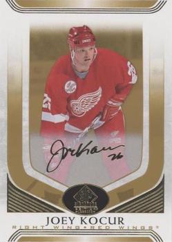 2020-21 SP Signature Edition Legends - Gold Foil #85 Joey Kocur Front