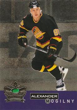 1995-96 Parkhurst International - Crown Collection Gold (Series 2) #3 Alexander Mogilny Front