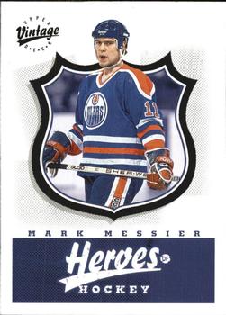 2000-01 Upper Deck Vintage - Heroes of Hockey: Mark Messier #HH39 Mark Messier Front