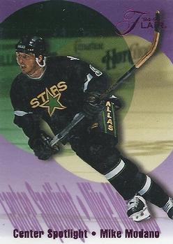 1994-95 Flair - Center Spotlight #9 Mike Modano Front