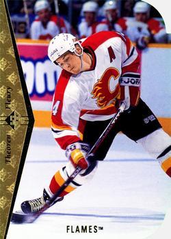 1994-95 SP - Die Cut #17 Theoren Fleury Front