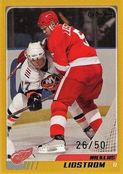 2003-04 O-Pee-Chee - Gold #189 Nicklas Lidstrom  Front