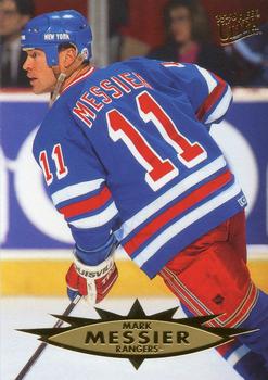 1995-96 Ultra #105 Mark Messier Front