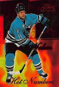 1996-97 Flair - Hot Numbers #10 Owen Nolan Front