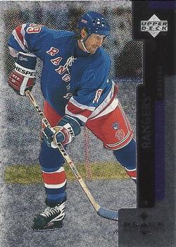 1997-98 Upper Deck Black Diamond #144 Wayne Gretzky Front