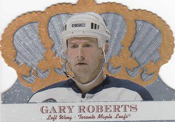 2000-01 Pacific Crown Royale #101 Gary Roberts Front