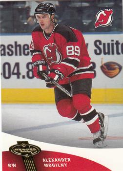 2000-01 Upper Deck Heroes #70 Alexander Mogilny Front