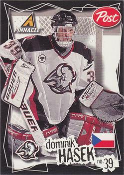 1997 Pinnacle Post #16 Dominik Hasek  Front