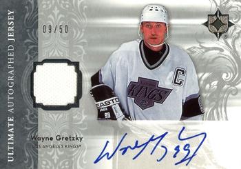 2006-07 Upper Deck Ultimate Collection - Autographed Jerseys #AJ-WG Wayne Gretzky Front