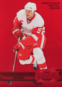 2012-13 Fleer Retro - Metal Universe Precious Metal Gems Red #25 Nicklas Lidstrom Front