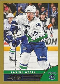 2013-14 Score - Gold #495 Daniel Sedin Front