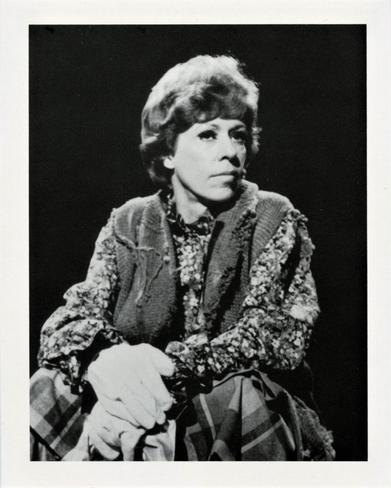 1995 Angar International Who's Who #034 Carol Burnett Front