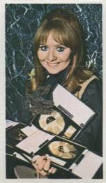 1969 Lyons Maid Pop Stars #4 Lulu Front