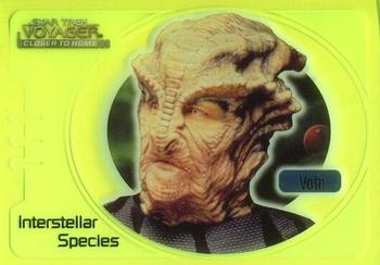 1999 SkyBox Star Trek Voyager: Closer to Home - Interstellar Species Glow Green #IS1 Voth Front