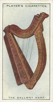 1930 Player's Treasures of Ireland #11 The Dallway Harp Front