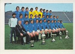 1977 FKS Euro Soccer Stars '77 #95 Rangers Team Group Front