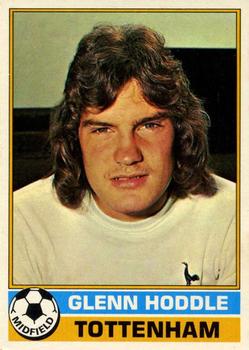 1977-78 Topps Footballer English (Red Backs) #152 Glenn Hoddle Front