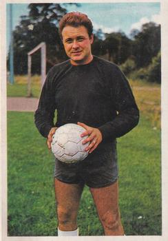 1965-66 Bergmann Fussball #210 Manfred Paul Front