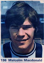 1971-72 Marshall Cavendish Top Teams #196 Malcolm MacDonald Front