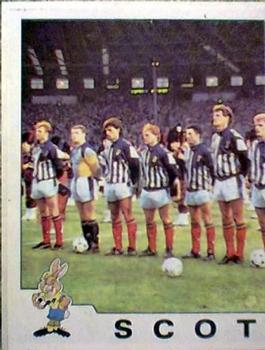 1992 Panini Euro '92 Stickers #139 Scotland Team Group Front