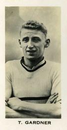 1935 John Sinclair English & Scottish Football Stars #37 Tommy Gardner Front