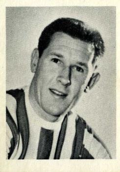 1966-67 A&BC Footballers #71 Tony Knapp Front