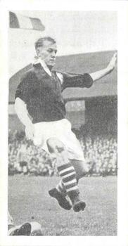 1954 Chix Confectionery Scottish Footballers #4 Andy Leigh Front