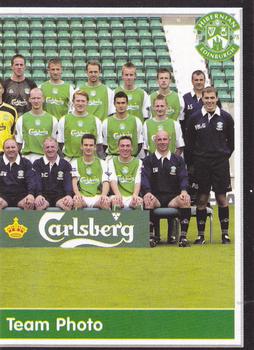 2003-04 Panini Scottish Premier League #215 Hibernian Team Group Front