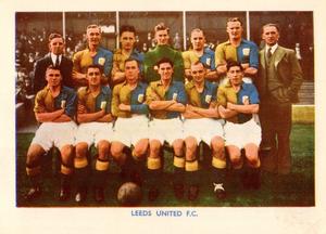 1938 Shermans Pools Searchlight on Famous Teams #NNO Leeds United Front