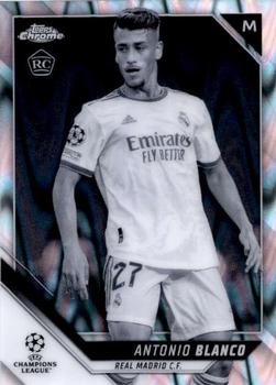 2021-22 Topps Chrome UEFA Champions League - Black & White Ray Wave Refractor #154 Antonio Blanco Front