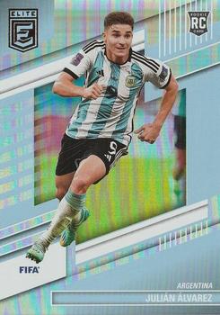 2022-23 Donruss Elite FIFA #17 Julián Álvarez Front