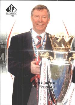 2004 SP Authentic Manchester United #64 Sir Alex Ferguson Front