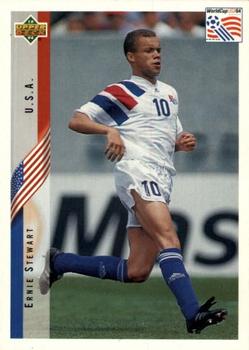 1994 Upper Deck World Cup Contenders English/German #17 Earnie Stewart Front