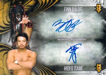 2017 Topps WWE Road To Wrestlemania - Dual Autographs #NNO Finn Bálor / Hideo Itami Front